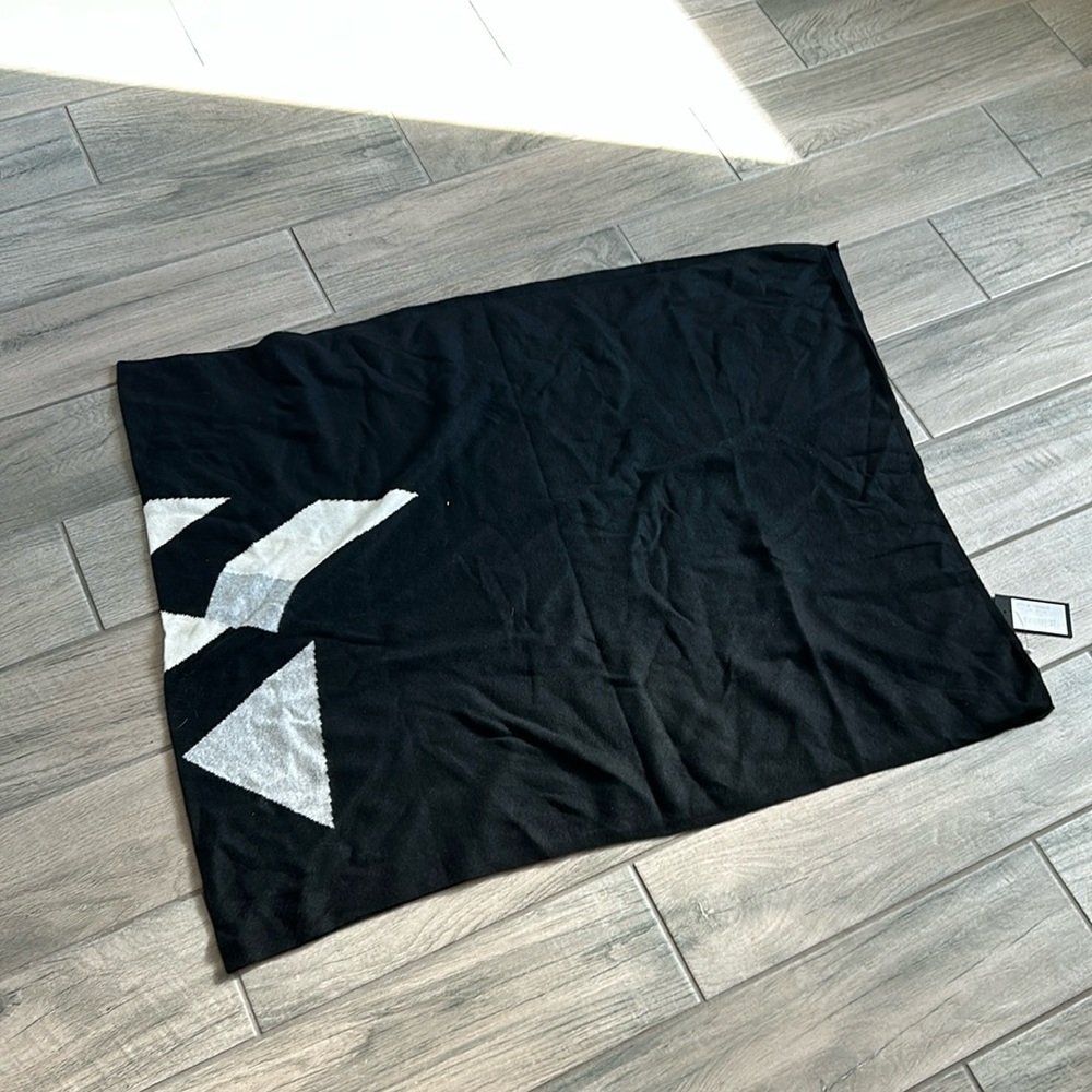 Paper planes black scarf